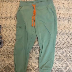 Figs Jade Zamora Joggers-Medium